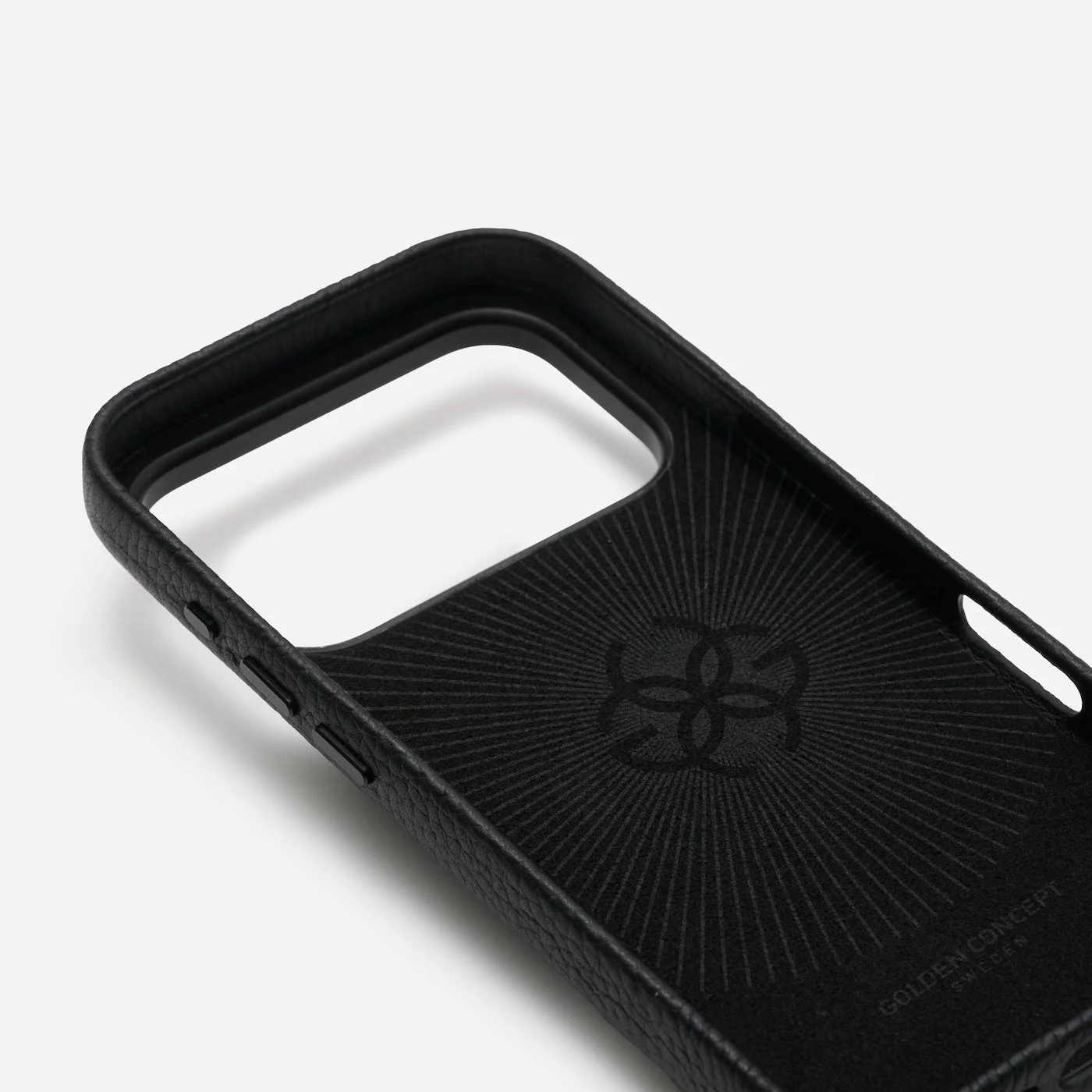iPhone Case 18 & 17 &mdash; Full-Grain Leather Midnight Blue view 6