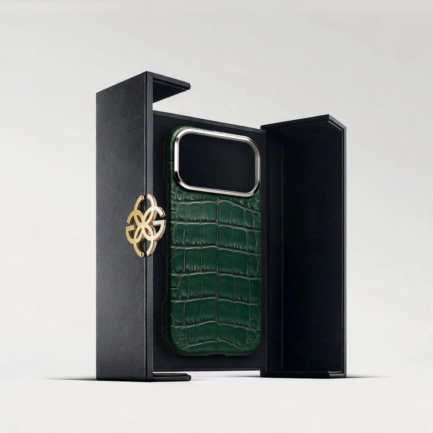 iPhone Case 18 & 17 &mdash; Alligator Green view 14